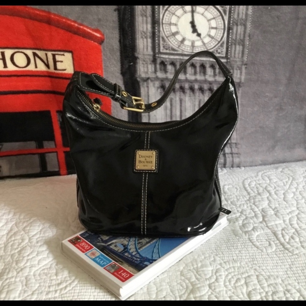 Dooney and bourke Hobo style purse